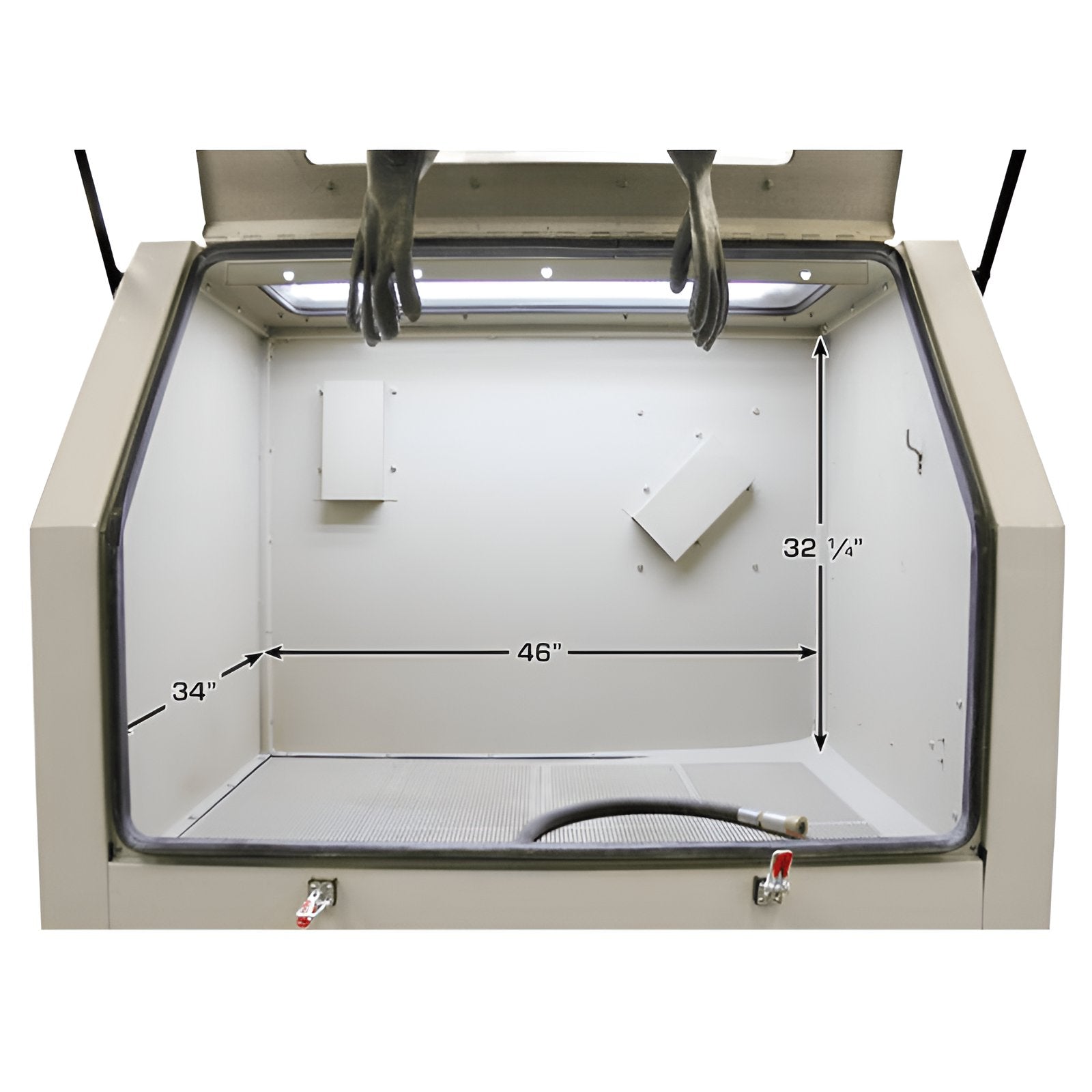 Atlas PSBC990 Pressurized Large Sandblast Cabinet w/ Vacuum - Inner View