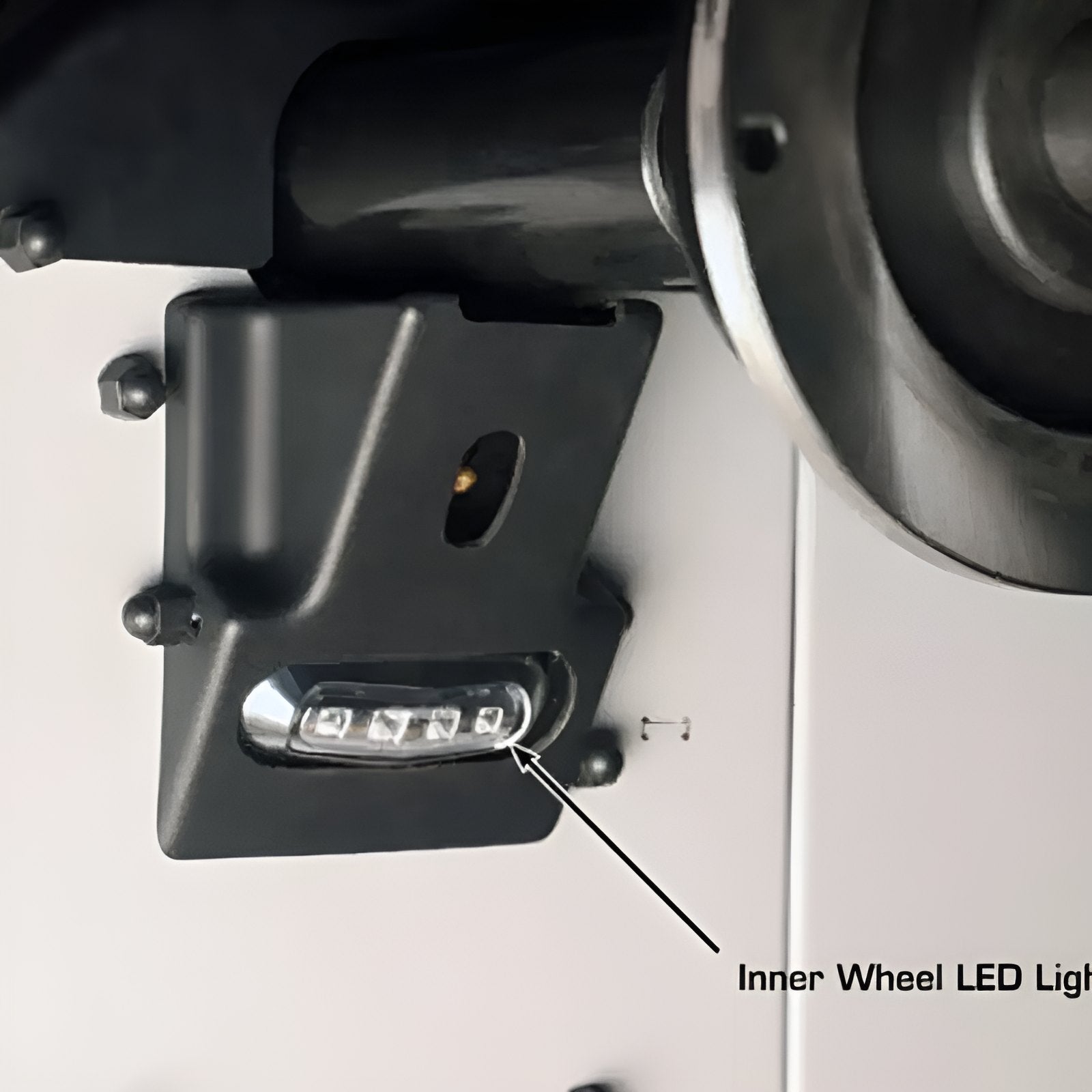 Atlas Platinum TCWB-COMBO2, PTC500 + PWB90XL Wheel & Tire Combo - Inner Wheel Led Light View