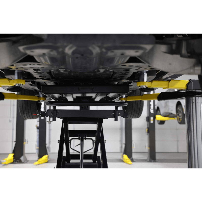 Challenger BT3300 3.3K Lifting Table Underneath The Car View