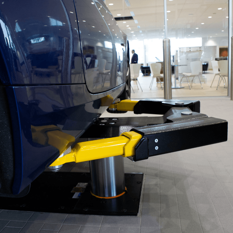 Challenger EV1020 Series Arms View