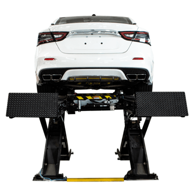 Challenger SX14 Series 14K Heavy-Duty Scissor Alignment Lift Front View with Car Lifting