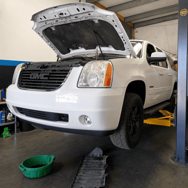 9KMSC installed with GMC Yukon with HeavyLift Direct Customer Install
