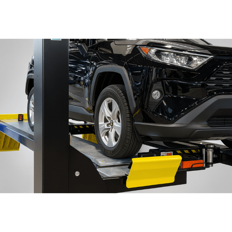 Hofmann EELR708APKG 15K 4 Post Alignment Lift -Side View of the Car