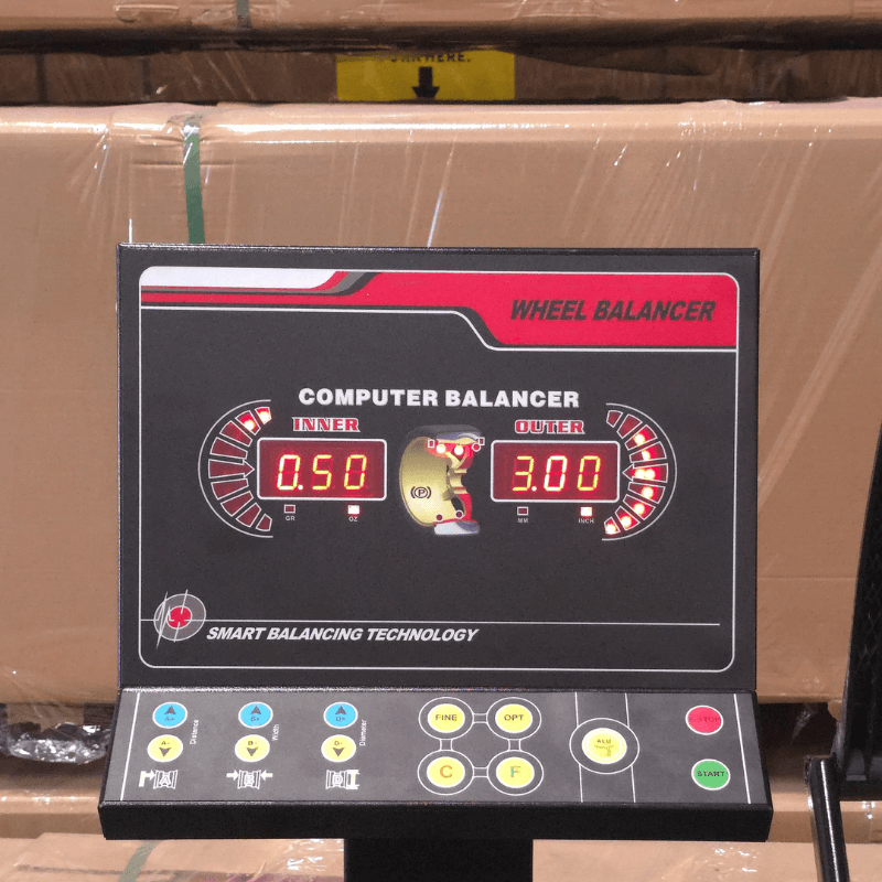 Olympic W820 Direct Drive Wheel Balancer Screen View