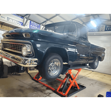 Stratus MS9000X 9,000 Mid-Rise Scissor Lift (G3) - Portable Semi side View with Car Lifting