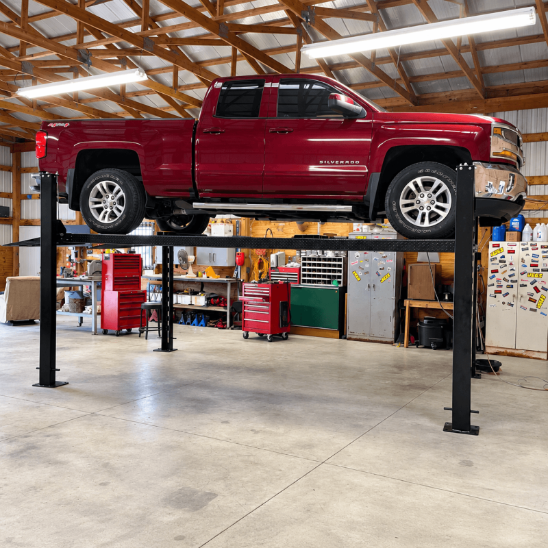 Full Size Chevy Silverado on a Tuxedo Fp8k-DX-XLT Happy customer with Heavylift direct
