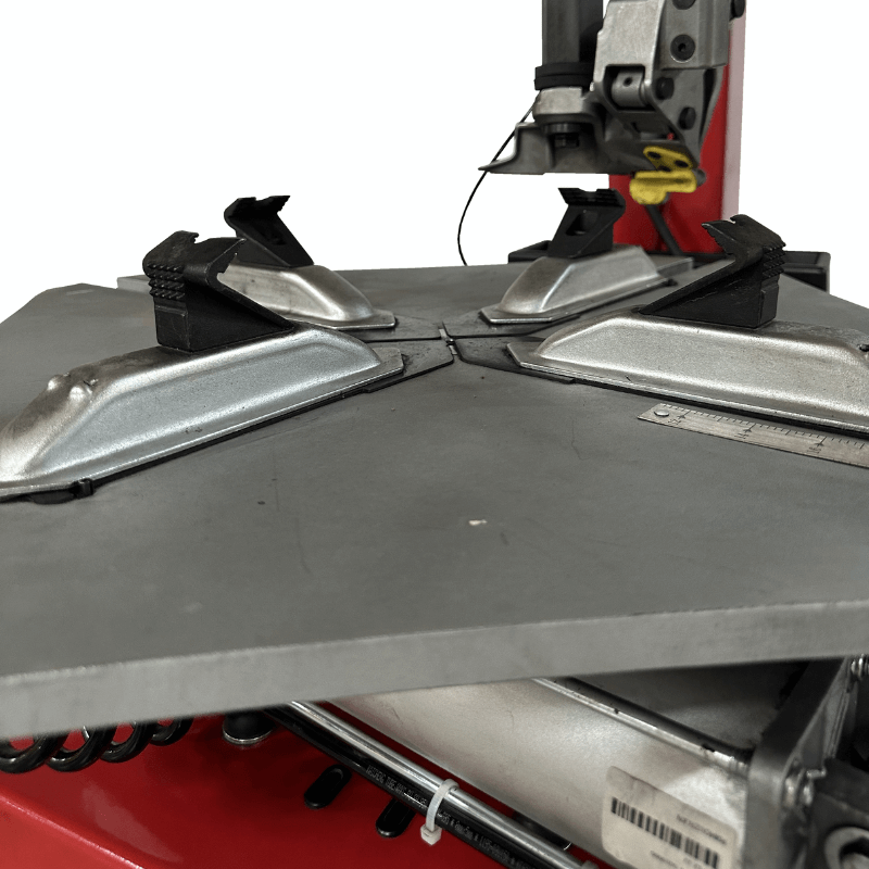 Tuxedo TC-1300 Tire Changer - Clamp View