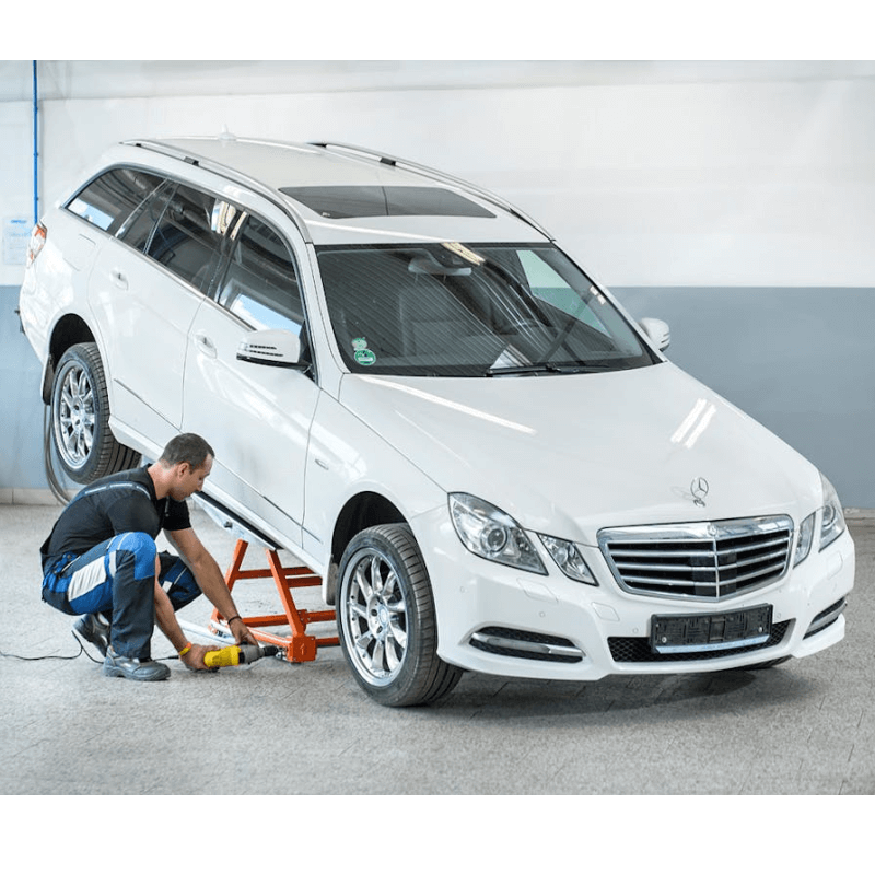 autolift3000 car lift with jack - picture with drill and lift